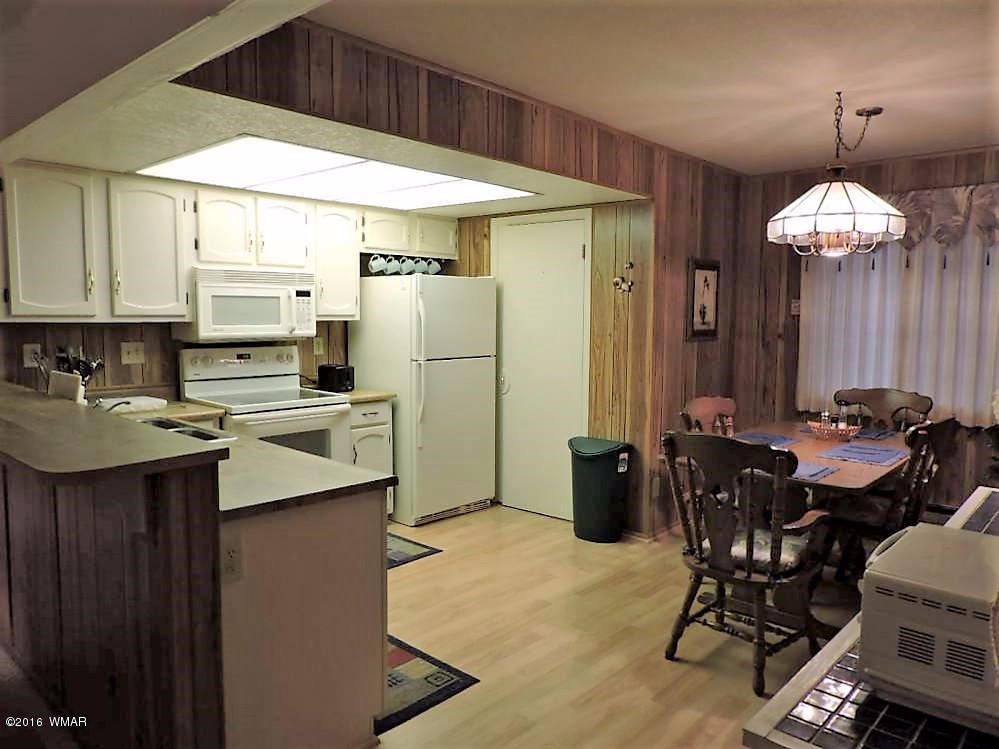 2777 Sports Village Loop, Pinetop, AZ 85935