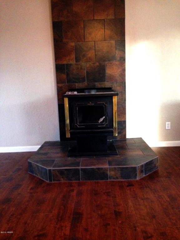 1325 S 2ND Street, St. Johns, AZ 85936