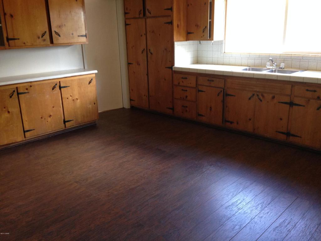 390 N 2ND, St. Johns, AZ 85936