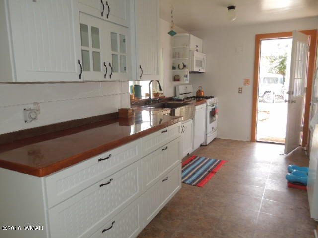 51 S Pima Street, Springerville, AZ 85938