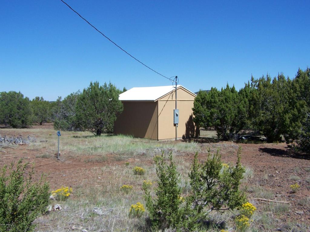 20 CR 3071, Vernon, AZ 85940