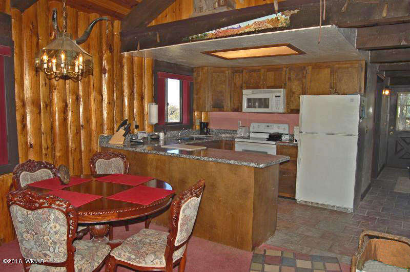 481 Apache County Road 3144, Vernon, AZ 85940