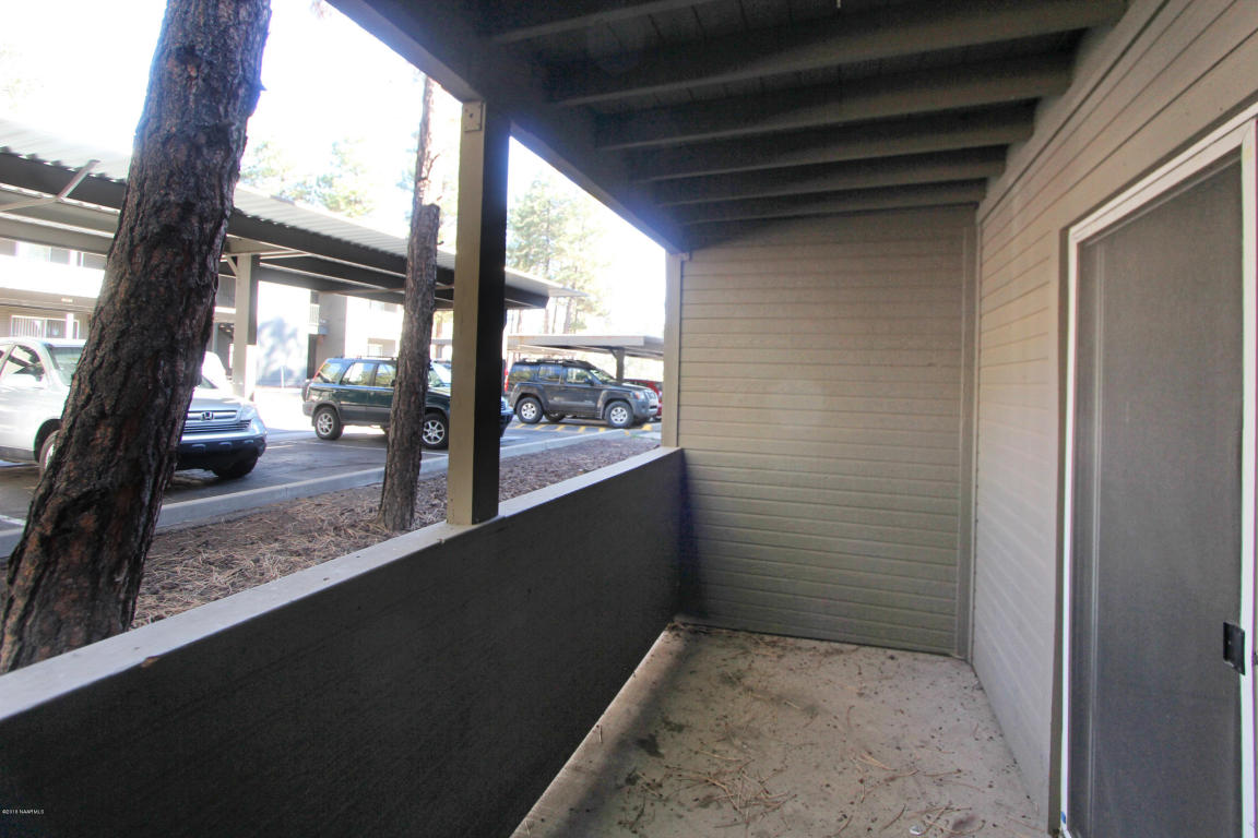 1185 W University Avenue, Flagstaff, AZ 86001