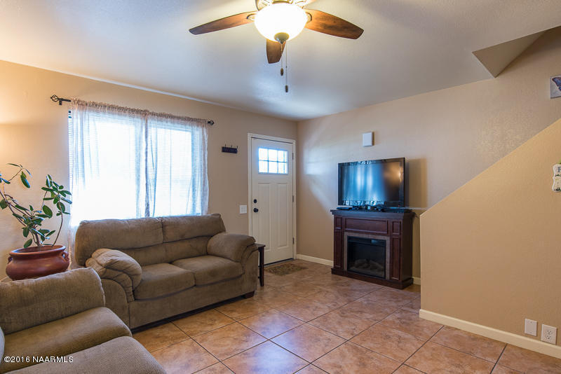 2905 N Aris Street, Flagstaff, AZ 86004