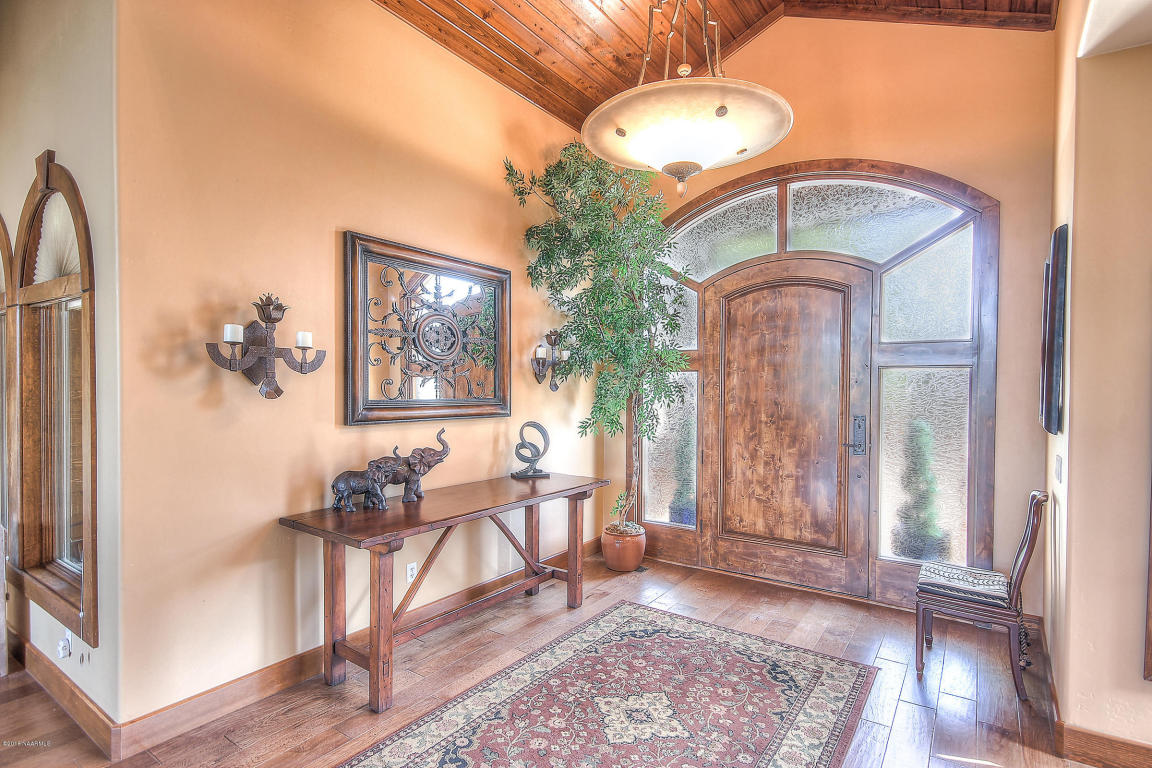 40 N Lake Hills Drive, Flagstaff, AZ 86004
