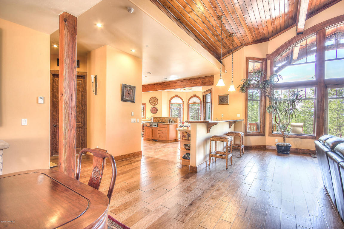 40 N Lake Hills Drive, Flagstaff, AZ 86004