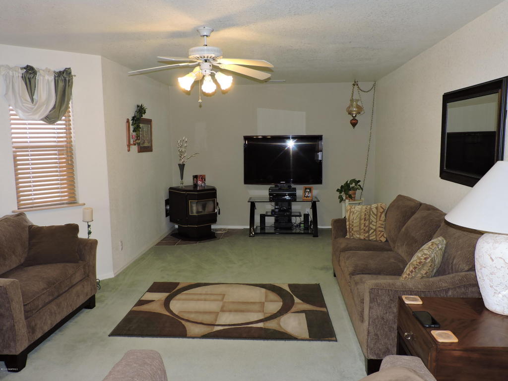 6629 N Eagle Crest Drive, Flagstaff, AZ 86004
