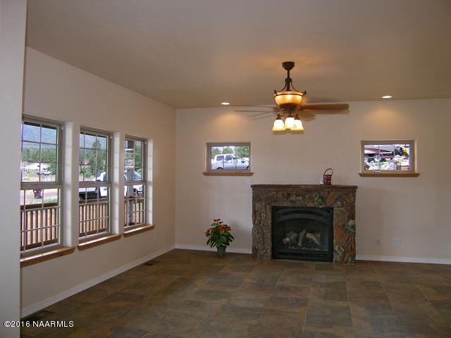 11405 N Crestview Street, Flagstaff, AZ 86004
