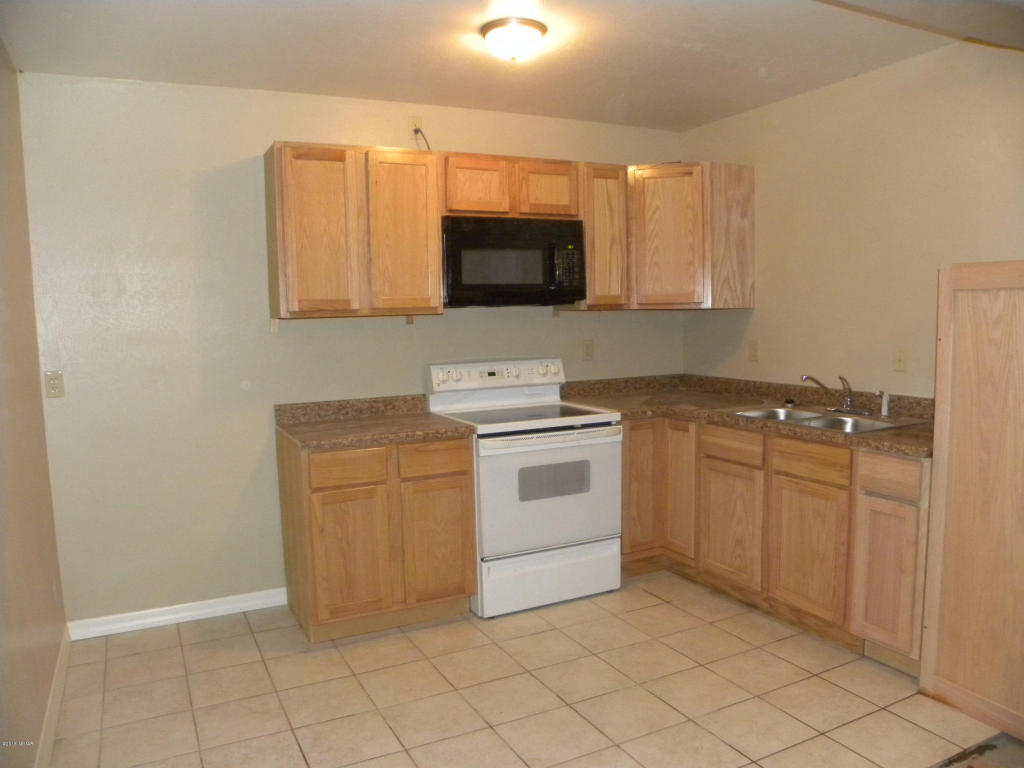 255 N 8TH, Holbrook, AZ 86025