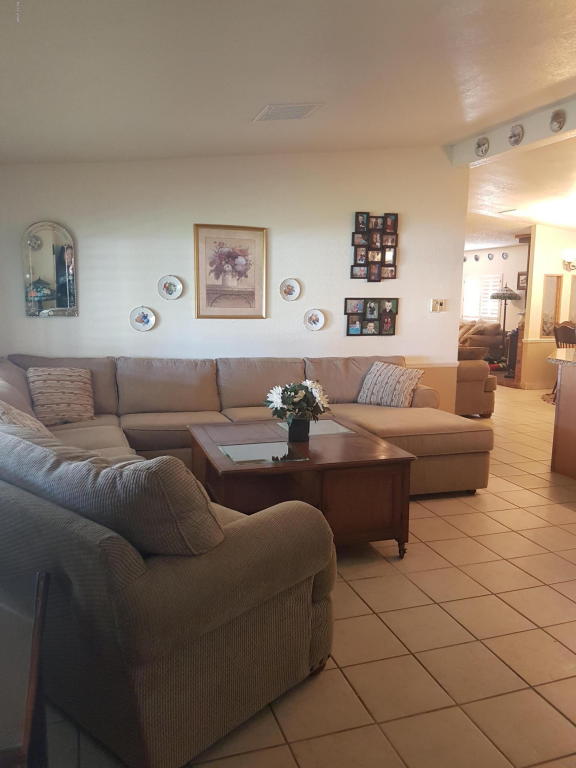 304 DESERT VIEW Drive, Holbrook, AZ 86025