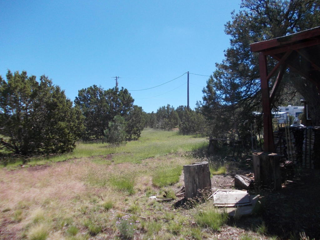 7077 N Red Lake Road, Williams, AZ 86046