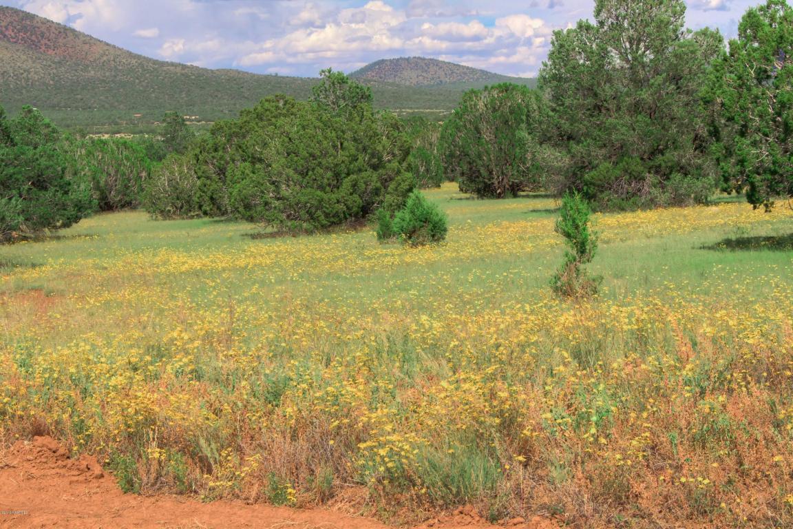 7645 Tulip Trl, Williams, AZ 86046