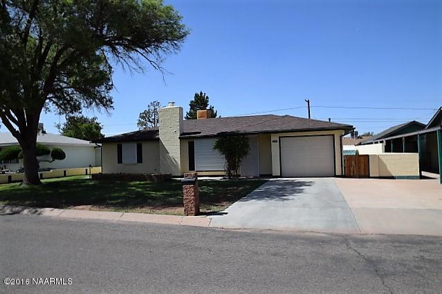 125 Navajo Drive, Winslow, AZ 86047