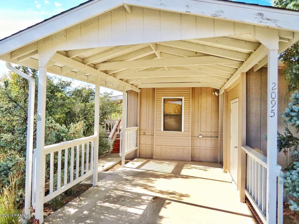 2095 Hillside Loop Road, Prescott, AZ 86301
