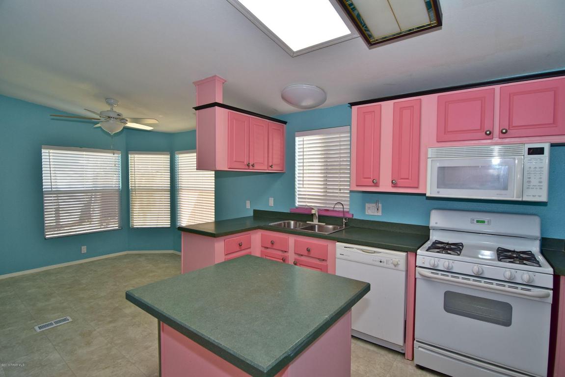 806 N Walnut Street, Prescott, AZ 86301