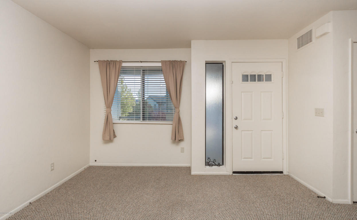 6112 Antelope Villas Circle, Prescott, AZ 86305