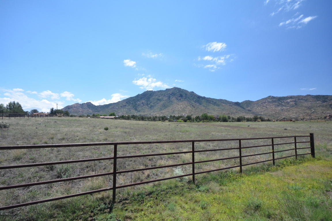 8845 N Callahan Road, Prescott, AZ 86305
