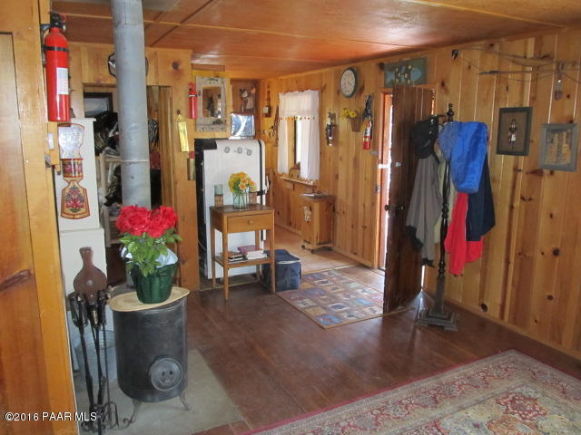 1 Granite Basin Summer Home, Prescott, AZ 86305