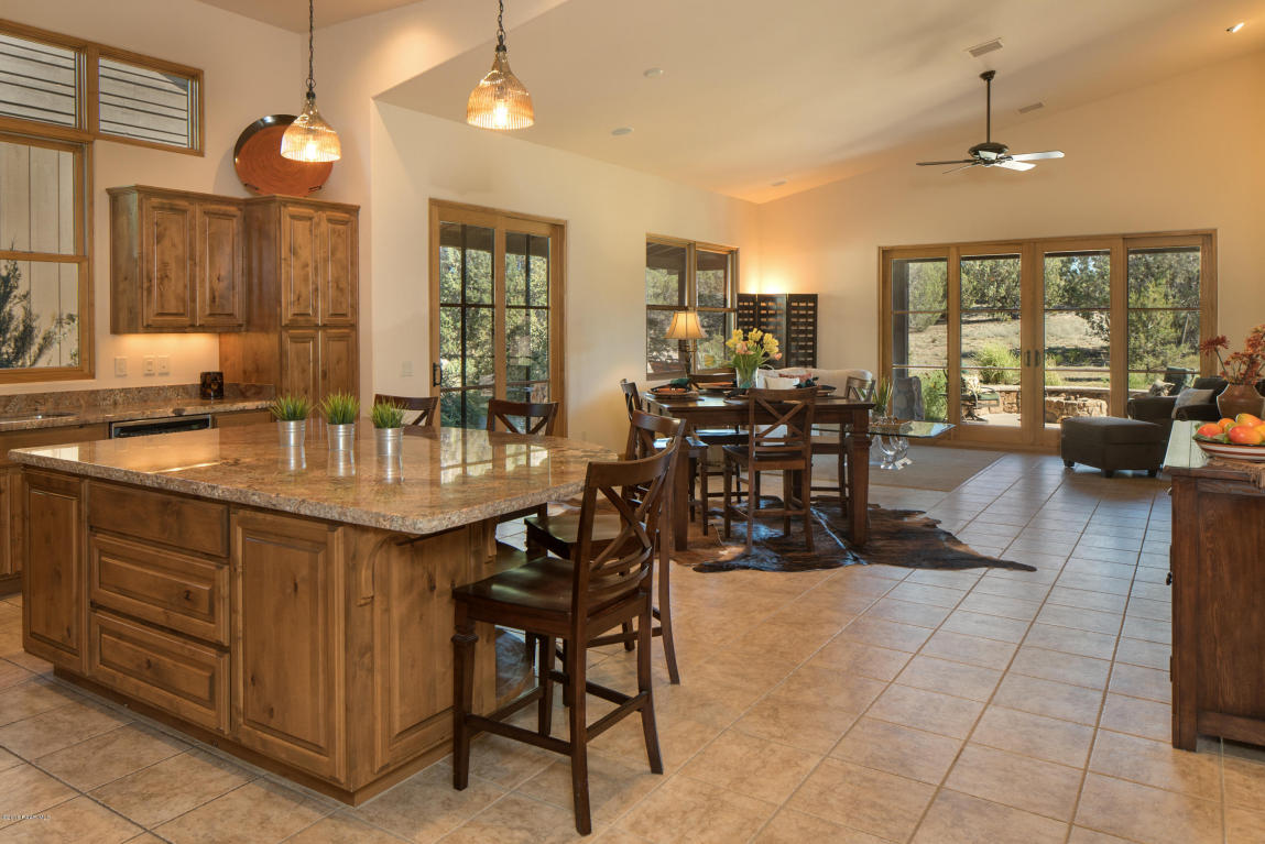 5763 W Johnny Mullins Drive, Prescott, AZ 86305