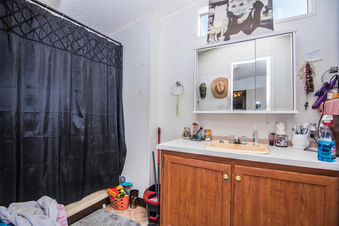 8712 E Tracy Drive, Prescott Valley, AZ 86314