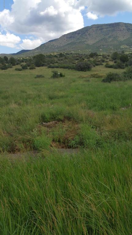 6 E Explorer Lane, Prescott Valley, AZ 86315