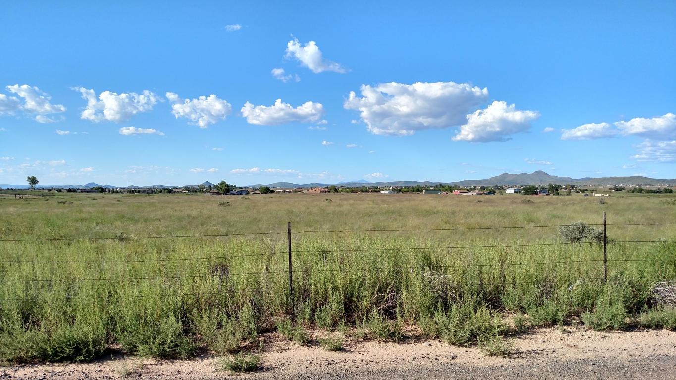 8410 E Lonesome Valley Road, Prescott Valley, AZ 86315