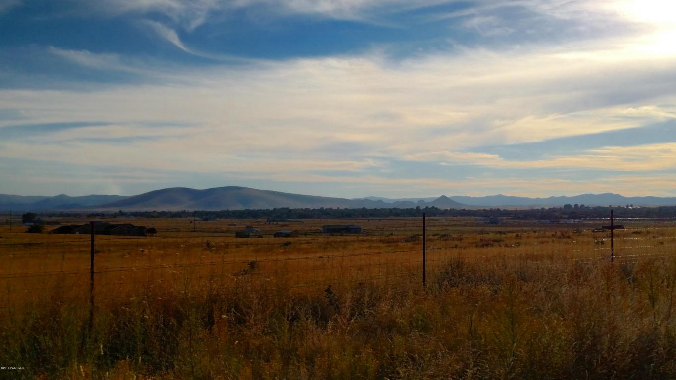 8410 E Lonesome Valley Road, Prescott Valley, AZ 86315