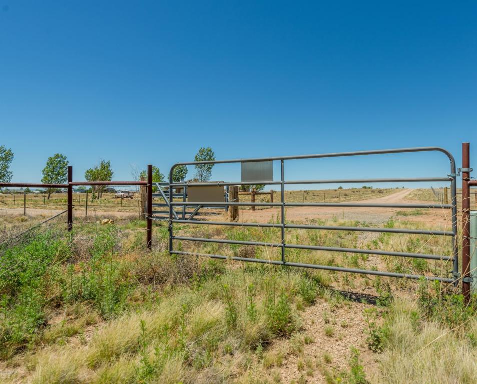 8420 E Windmill Acres Road, Prescott Valley, AZ 86315