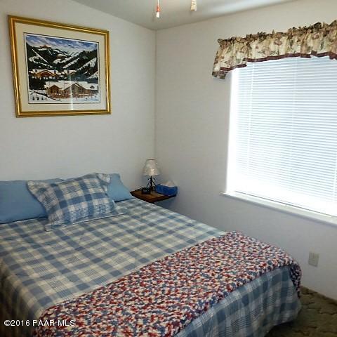 2221 N Bolinda Lane, Ash Fork, AZ 86320