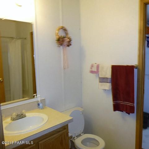 2221 N Bolinda Lane, Ash Fork, AZ 86320