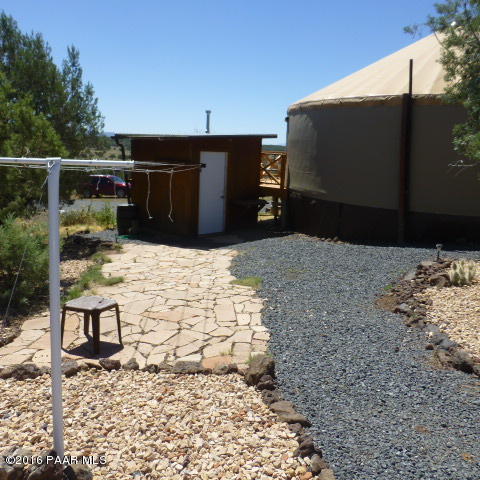 45000 N Bullock Road, Ash Fork, AZ 86320