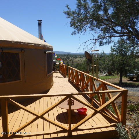 45000 N Bullock Road, Ash Fork, AZ 86320