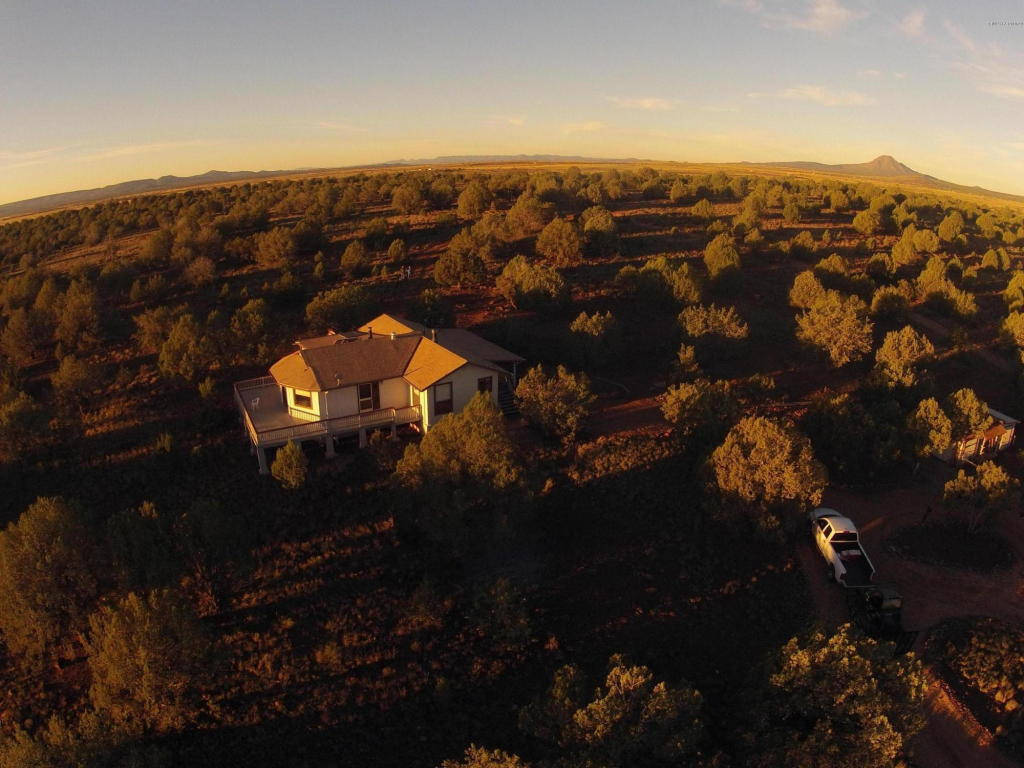 114 Carnline, Ash Fork, AZ 86320