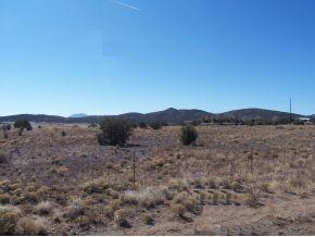 1425 W Shadow Ridge Road, Paulden, AZ 86323