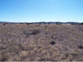 1425 W Shadow Ridge Road, Paulden, AZ 86323