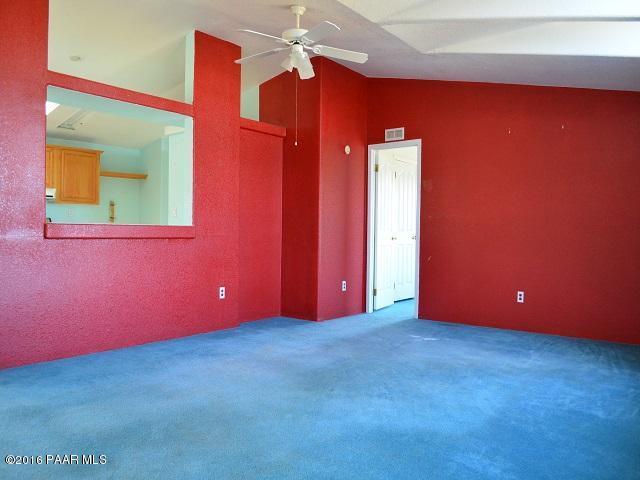 9315 E Smoki Trail, Dewey-Humboldt, AZ 86327