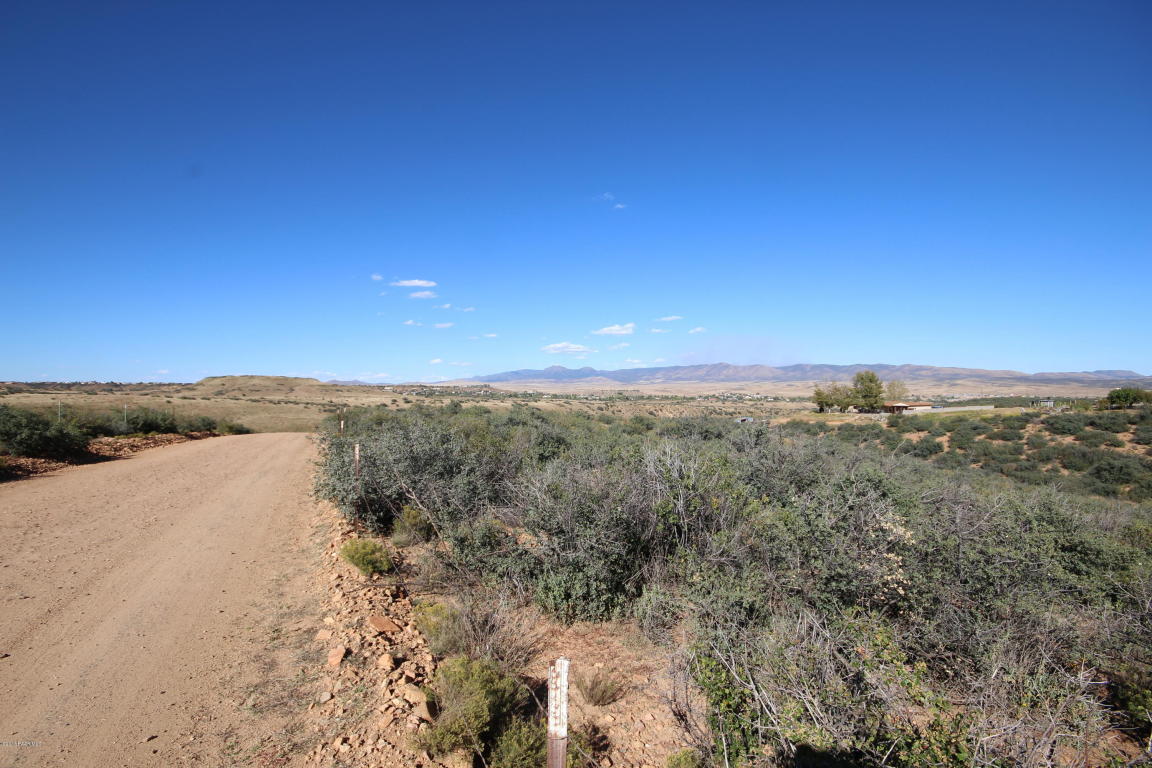 11002 E Kachina Place, Dewey-Humboldt, AZ 86327