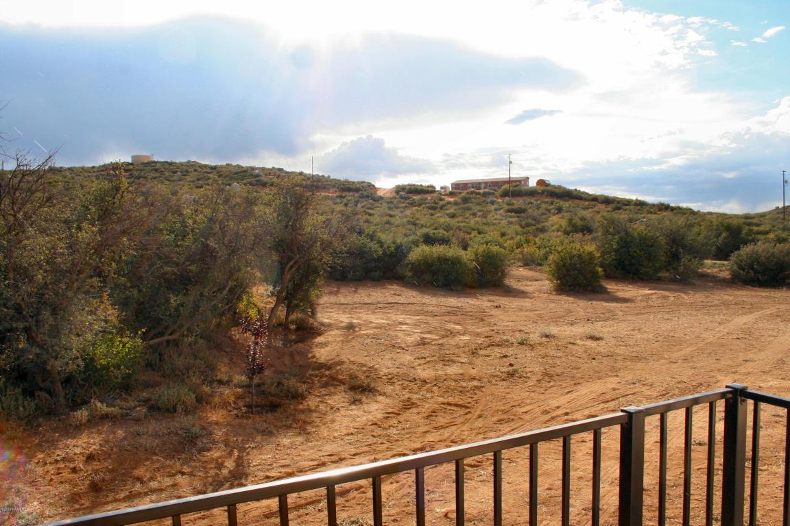 1195 N Ambassador Road, Dewey-Humboldt, AZ 86327