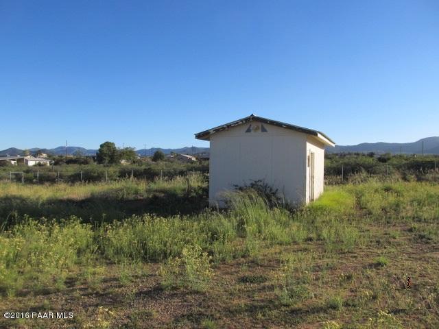 9230 S Highway 89, Kirkland, AZ 86332
