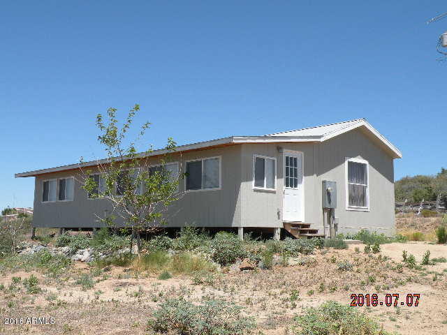 8125 W Hampton Road, Wilhoit, AZ 86332