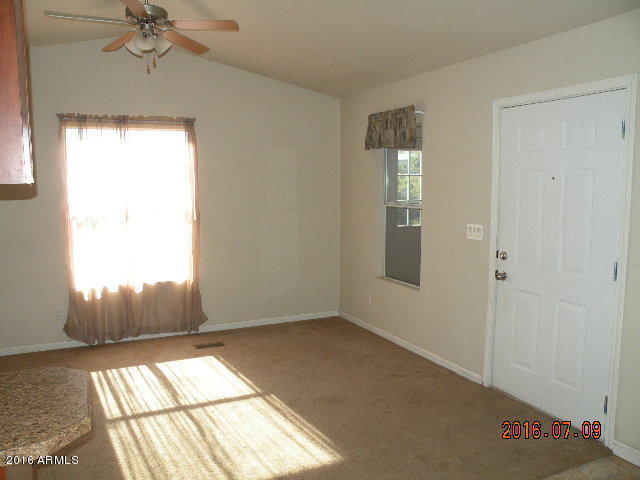 8125 W Hampton Road, Wilhoit, AZ 86332