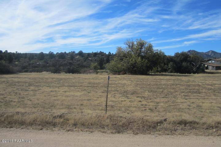 17954 S Pinon Lane, Peeples Valley, AZ 86332