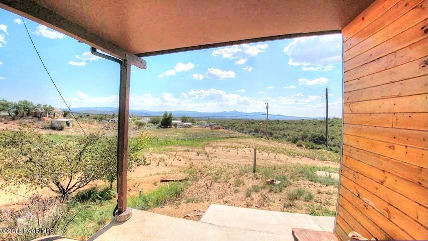 7350 W Veda Lane, Wilhoit, AZ 86332
