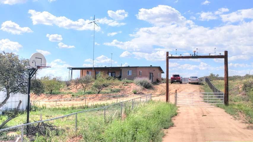7350 W Veda Lane, Wilhoit, AZ 86332
