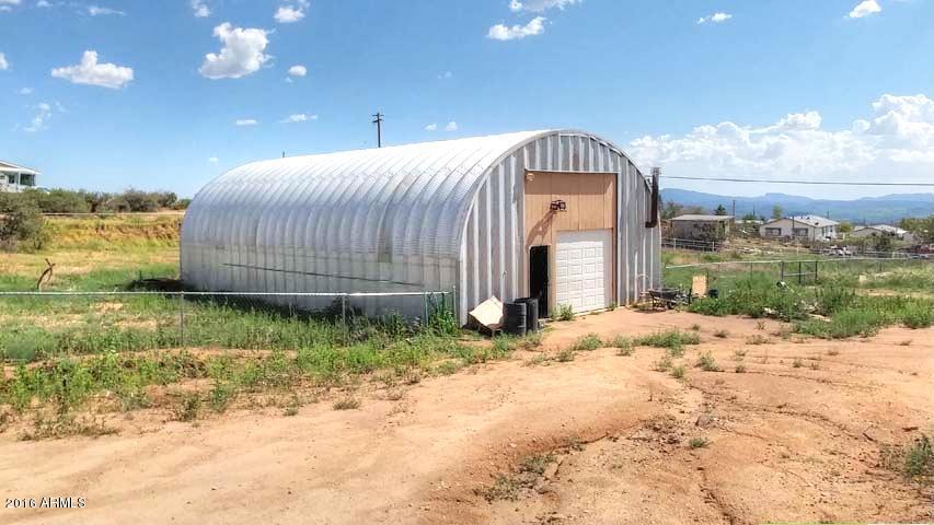 7350 W Veda Lane, Wilhoit, AZ 86332