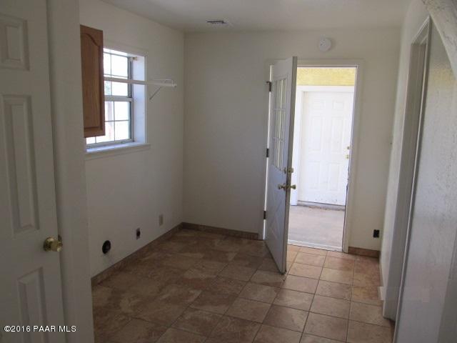 18279 S Country Club Drive, Peeples Valley, AZ 86332