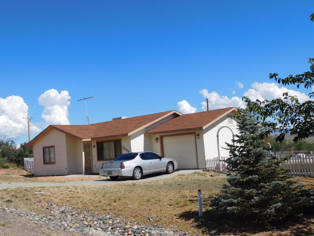 20024 E Hereford Drive, Cordes Lakes, AZ 86333