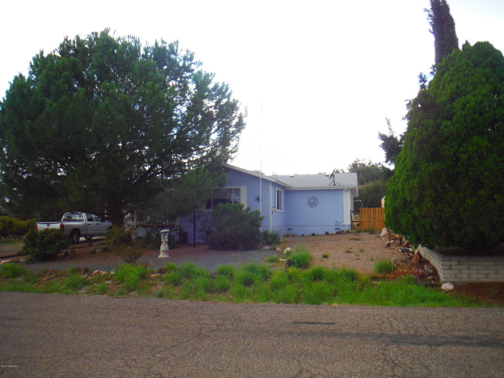 16122 S Rodeo Drive, Cordes Lakes, AZ 86333