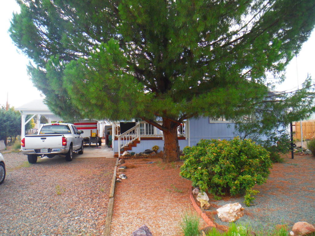 16122 S Rodeo Drive, Cordes Lakes, AZ 86333