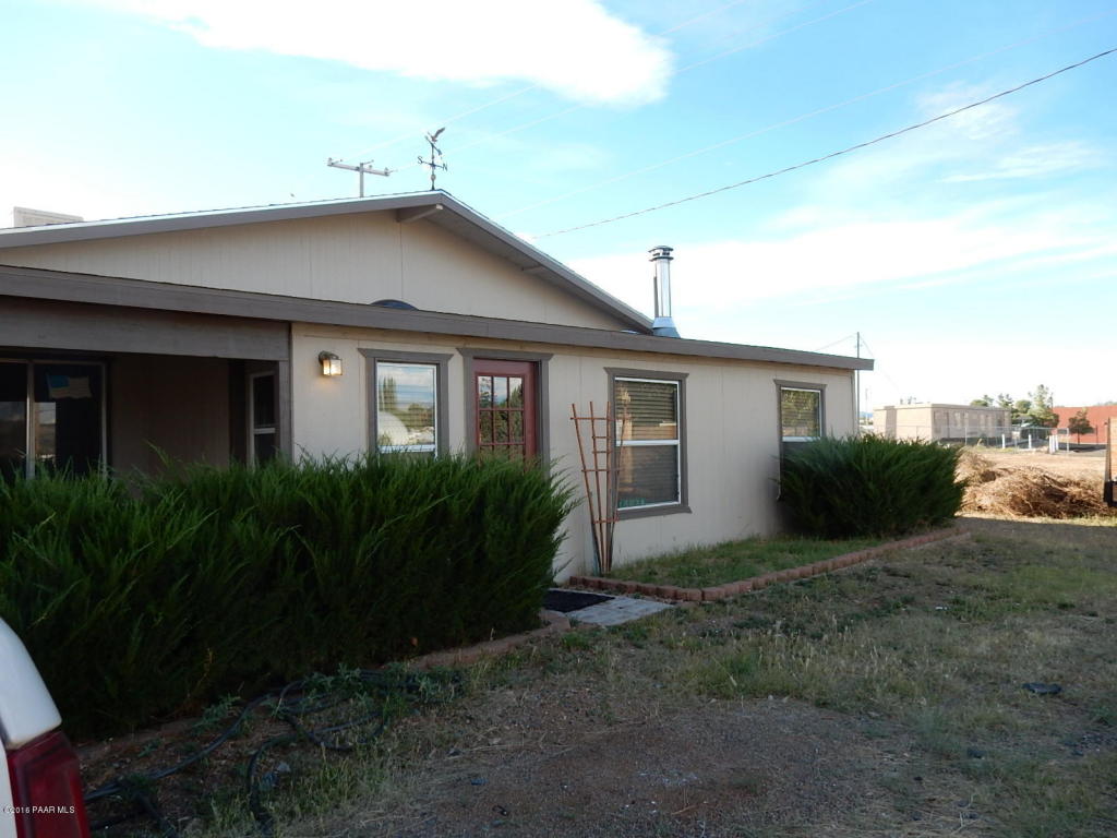 16034 S Cordes Lakes Drive, Mayer, AZ 86333
